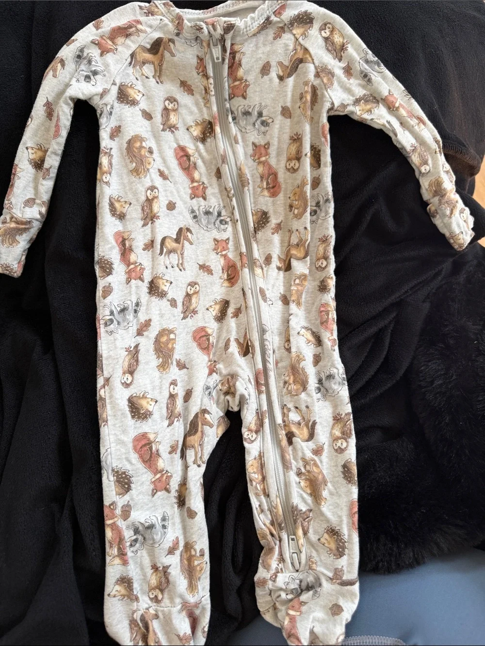 Unbranded Kids Footed One-Piece Pajamas in Light Gray with Woodland Animal Print